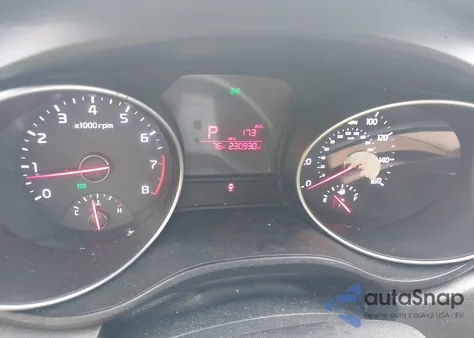 2015 Kia Sedona Lx из США, поврежденный, VIN KNDMB5C10F6057561